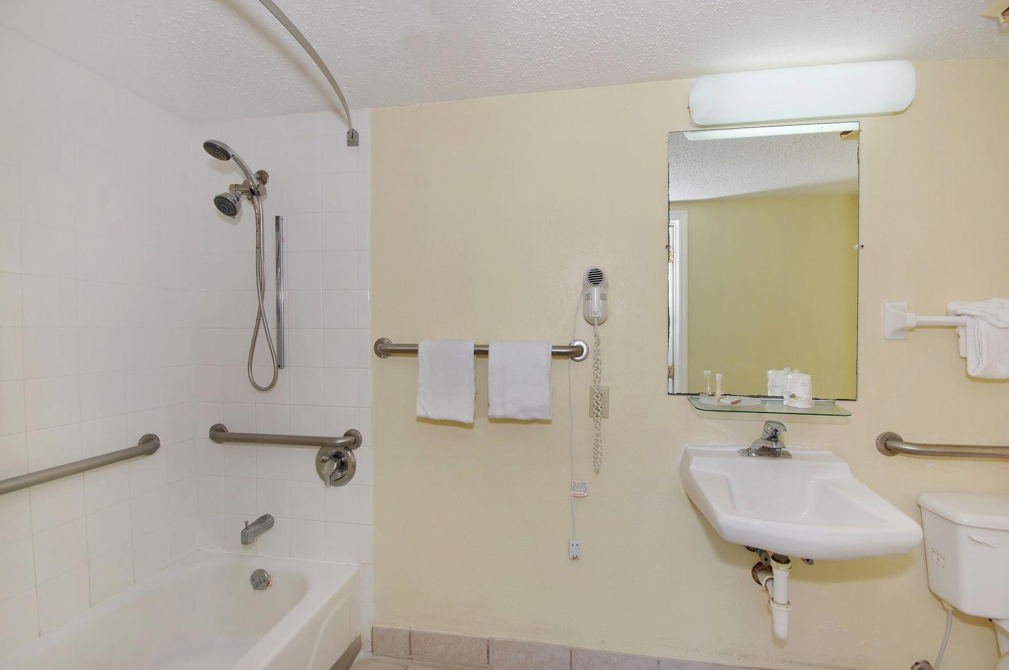 Howard Johnson By Wyndham Tropical Palms Kissimmee Exterior foto