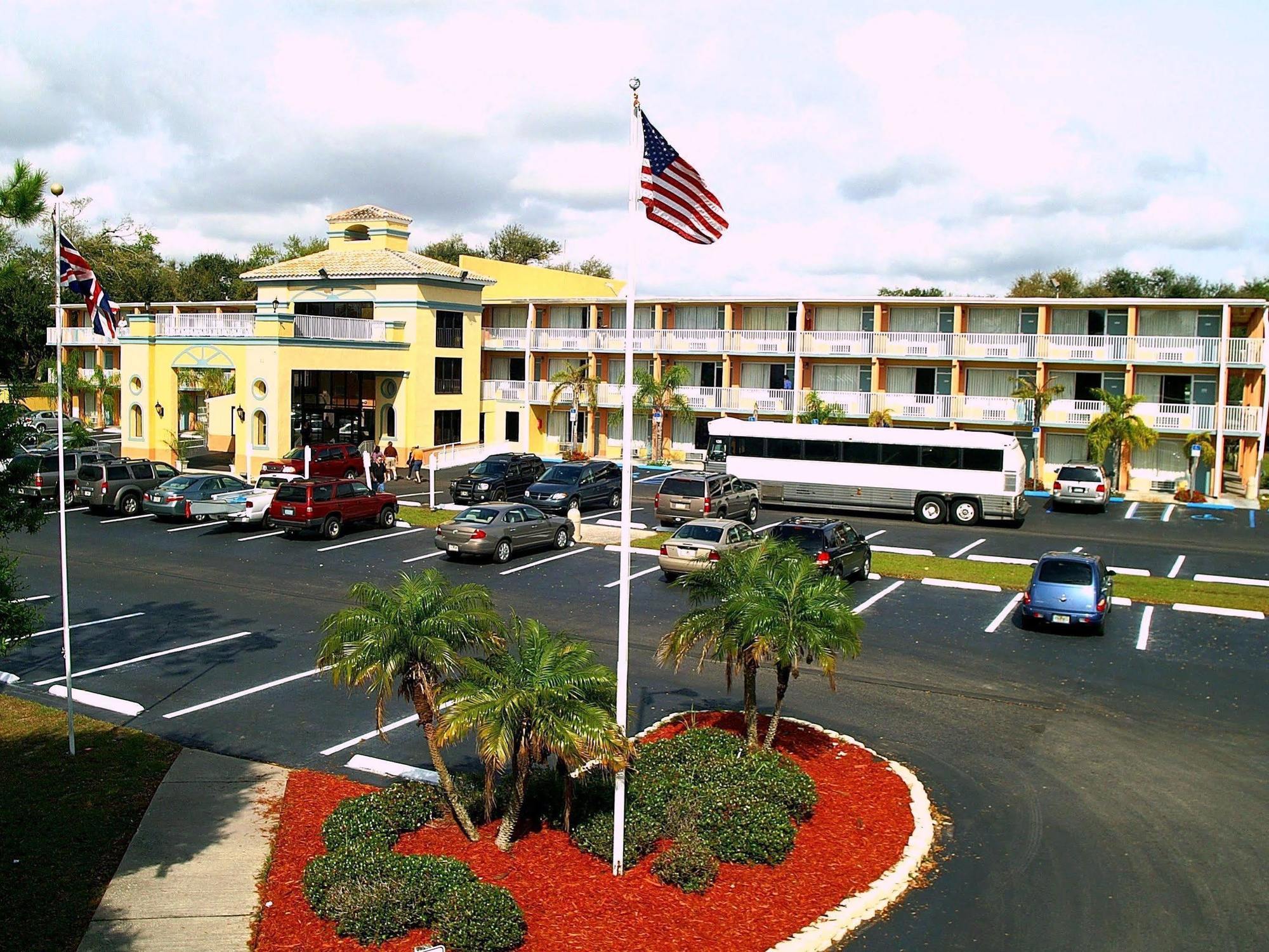Howard Johnson By Wyndham Tropical Palms Kissimmee Exterior foto